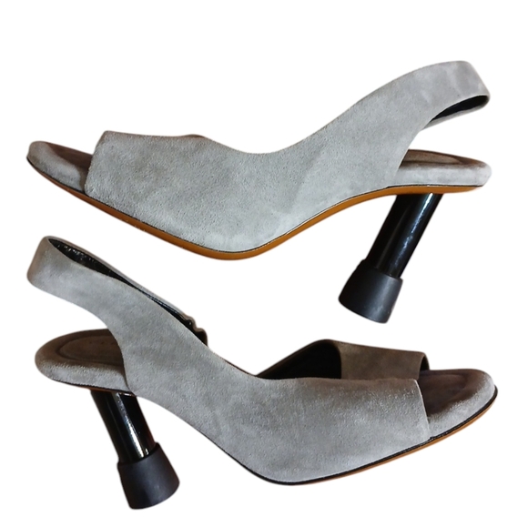 Robert Clergerie Light Gray Suede Sling Back Open Toe Heels size 8.5